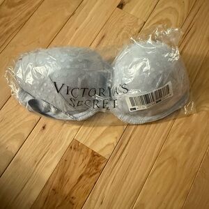 Victoria's Secret Light blue Bra
